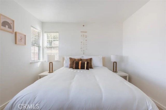Detail Gallery Image 24 of 39 For 5637 Minna Gombell Ln, Pioneertown,  CA 92268 - 2 Beds | 2 Baths