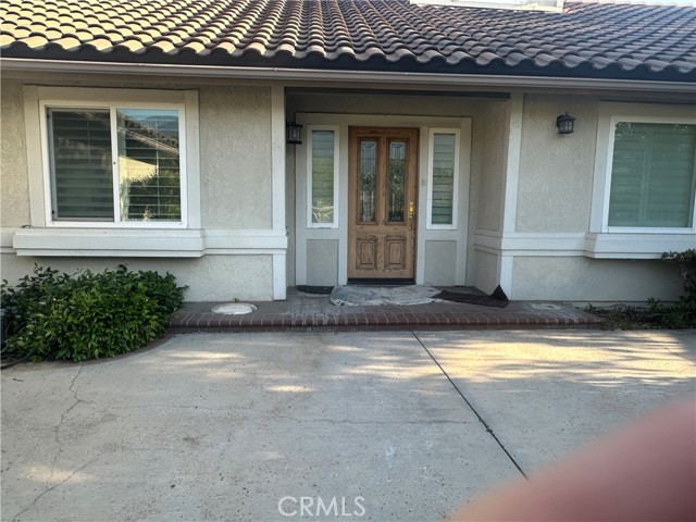 Detail Gallery Image 3 of 9 For 9545 Alta Loma Dr, Rancho Cucamonga,  CA 91737 - 5 Beds | 2/1 Baths