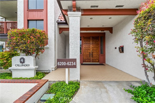 6222 Riviera Circle, Long Beach CA: https://media.crmls.org/medias/735c25da-b6ee-4332-b762-445c6256ff29.jpg