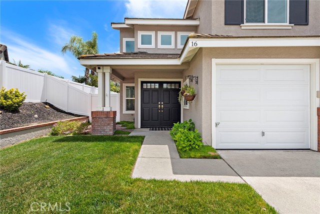 16 Riverview Drive, Trabuco Canyon CA: https://media.crmls.org/medias/735c36c6-16ff-4ecf-9d0a-7c3d7cf851c0.jpg