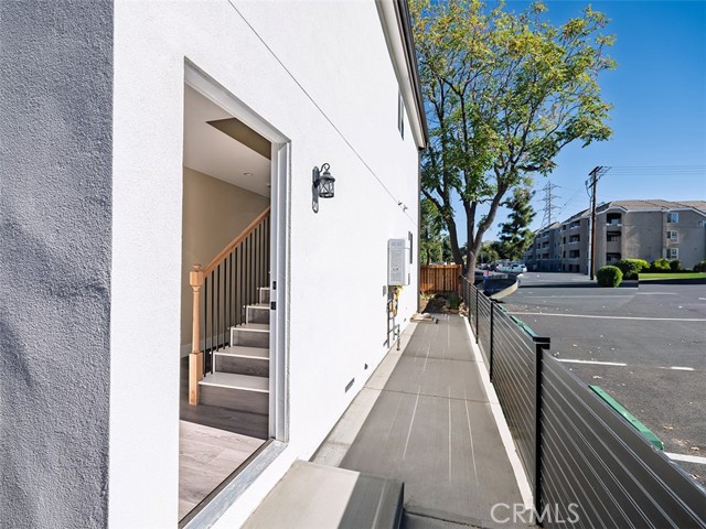 Detail Gallery Image 17 of 19 For 24743 Valley St #1,  Newhall,  CA 91321 - 3 Beds | 2/1 Baths