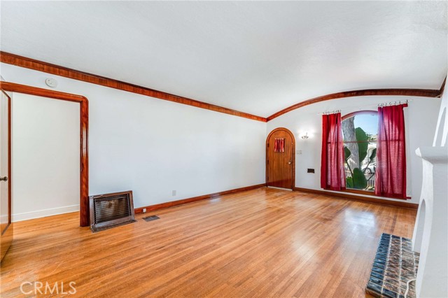 Detail Gallery Image 5 of 48 For 496 E 52nd, Long Beach,  CA 90805 - – Beds | – Baths