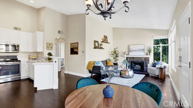 Detail Gallery Image 17 of 31 For 19431 57d Rue De Valore, Lake Forest,  CA 92610 - 2 Beds | 2 Baths