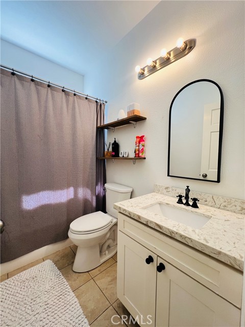 Detail Gallery Image 12 of 27 For 17191 Corbina Ln #102,  Huntington Beach,  CA 92649 - 2 Beds | 2 Baths