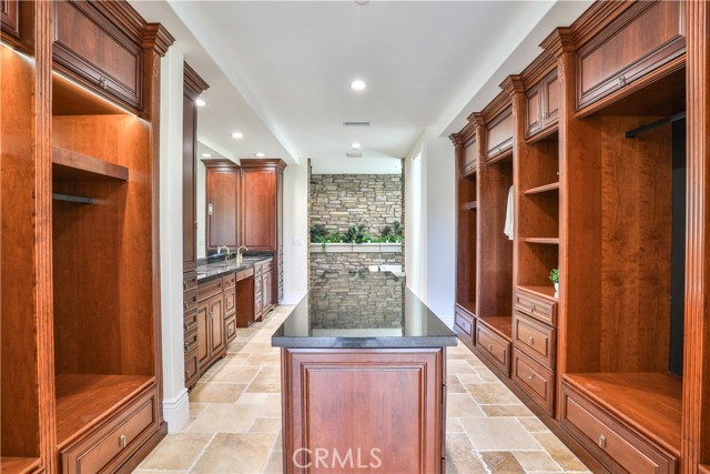 Detail Gallery Image 33 of 66 For 22477 Boating Way, Canyon Lake,  CA 92587 - 3 Beds | 4 Baths