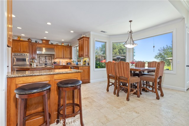 2045 Vista De La Vina, Templeton CA: https://media.crmls.org/medias/735e5685-20be-4115-8ecc-d554e8571f48.jpg