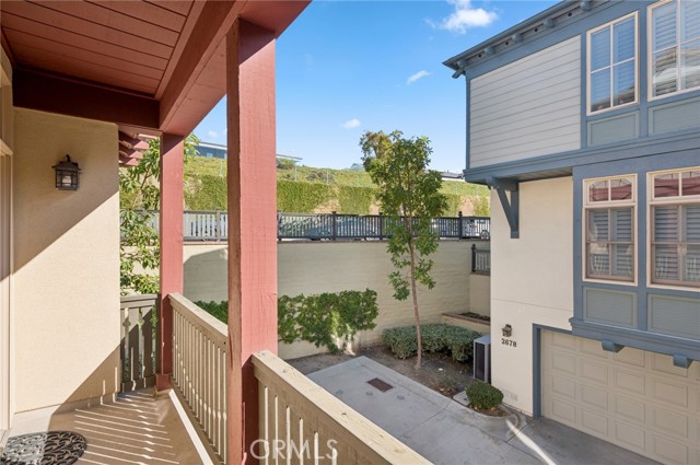 Detail Gallery Image 15 of 26 For 2676 Bungalow Pl, Corona Del Mar,  CA 92625 - 3 Beds | 2/1 Baths