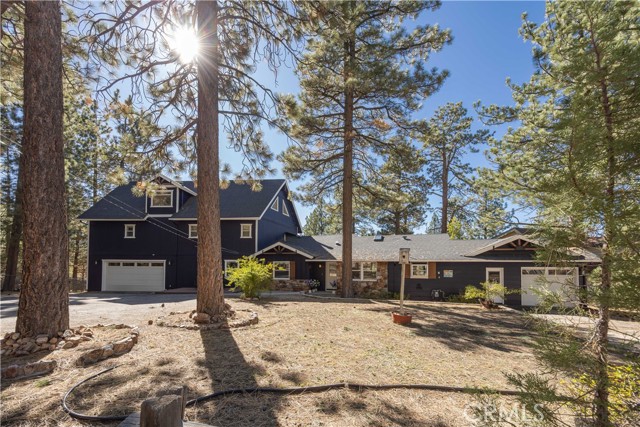 188 S Finch Drive, Big Bear Lake CA: https://media.crmls.org/medias/73605244-970d-4152-8595-17f8eeb3e298.jpg