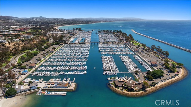 985 Doheny Way, Dana Point CA: https://media.crmls.org/medias/7361b3fe-83d8-4283-8288-8a48205bf42f.jpg
