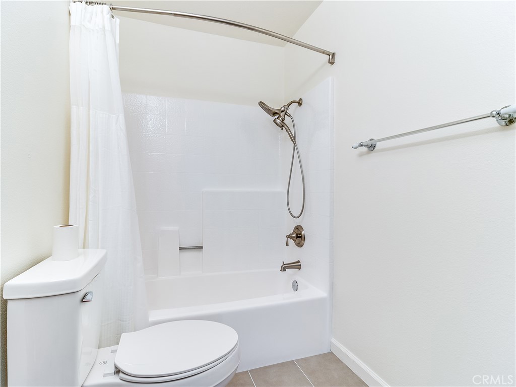 73623b7b F3f3 4446 913c 8f35253a74f9