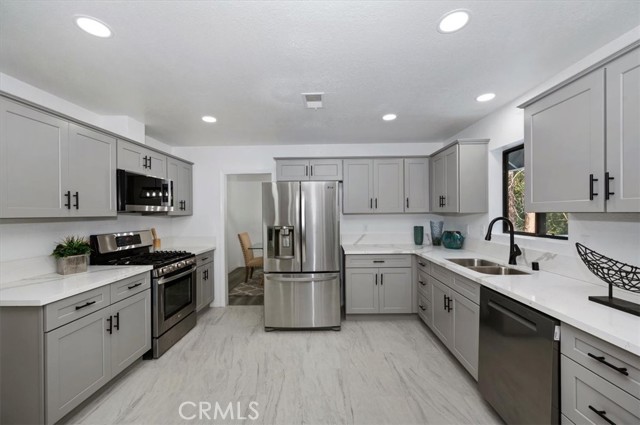347 Birchwood, Lake Arrowhead, CA 92352