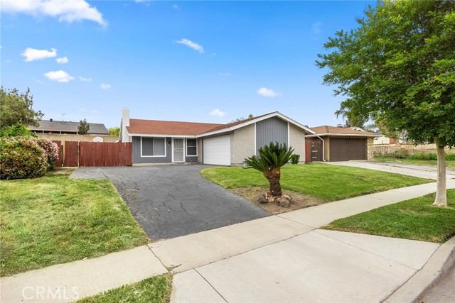 Detail Gallery Image 3 of 32 For 3881 Valle Vista Dr, Chino Hills,  CA 91709 - 3 Beds | 2 Baths