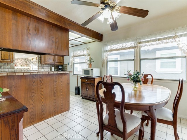 Detail Gallery Image 11 of 39 For 4856 Lomina Ave, Lakewood,  CA 90713 - 3 Beds | 1 Baths