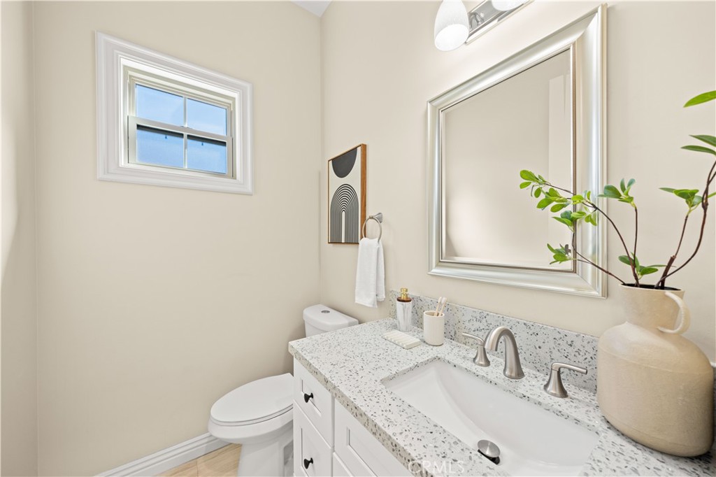 MLS #OC25239686 image #24