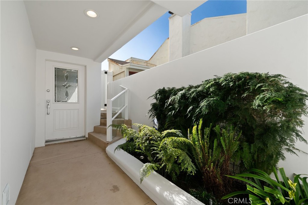 3557 Ocean Drive