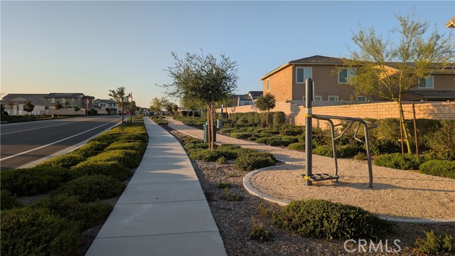 32223 Najar Ln, Riverside County, CA 92584 photo 14