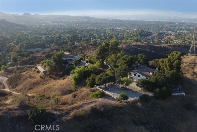 Detail Gallery Image 2 of 44 For 24114 Wildwood Canyon Rd, Newhall,  CA 91321 - 5 Beds | 4 Baths