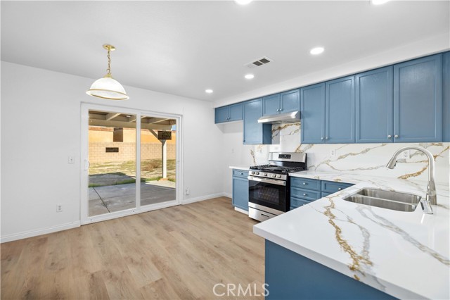 Detail Gallery Image 17 of 26 For 555 Koufax Dr, Lancaster,  CA 93535 - 3 Beds | 2 Baths