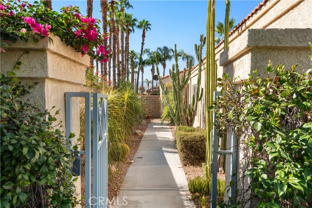 Detail Gallery Image 40 of 57 For 1 Florentina Dr, Rancho Mirage,  CA 92270 - 3 Beds | 3/1 Baths