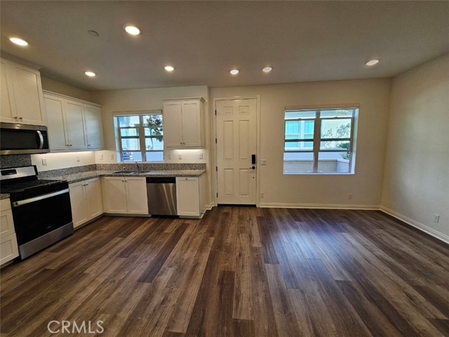 Detail Gallery Image 11 of 74 For 12316 Fruitwood Ln, Whittier,  CA 90602 - 3 Beds | 2/1 Baths