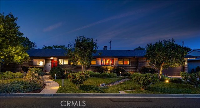 Detail Gallery Image 1 of 62 For 1006 W Pioneer Dr, Anaheim,  CA 92805 - 3 Beds | 3 Baths