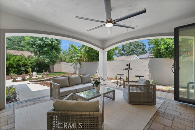 1935 S 6th Avenue, Arcadia CA: https://media.crmls.org/medias/7366fa40-7ac8-4f7a-ab01-4d974bbfe42e.jpg