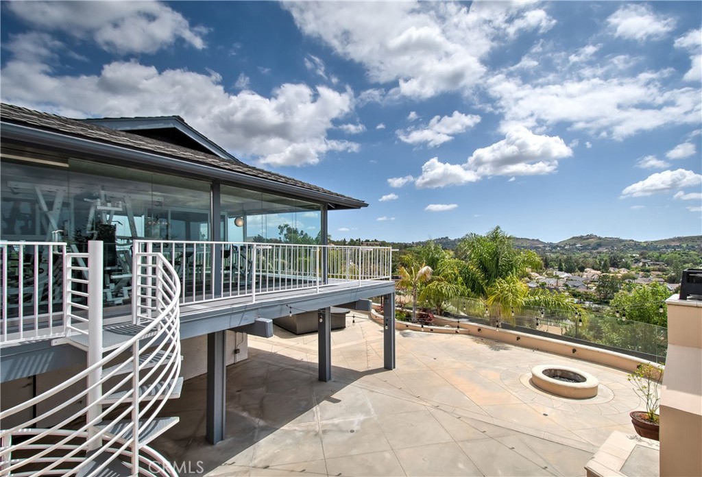 MLS #OC25249821 image #19