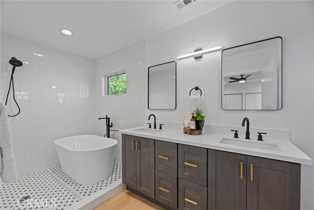 Detail Gallery Image 18 of 38 For 357 Cornwell, Los Angeles,  CA 90033 - 6 Beds | 6/2 Baths