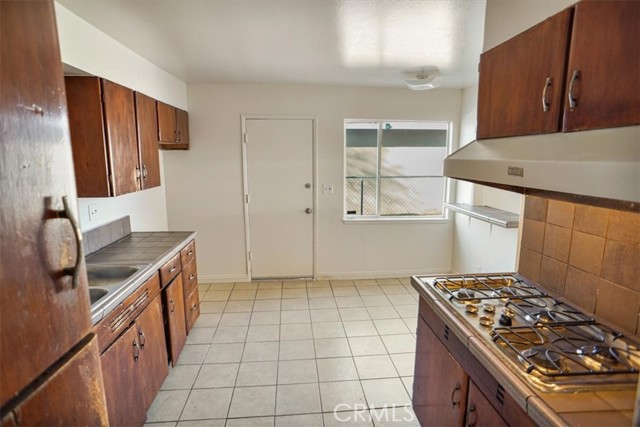 Detail Gallery Image 6 of 14 For 44502 2nd St, Lancaster,  CA 93535 - 3 Beds | 2 Baths