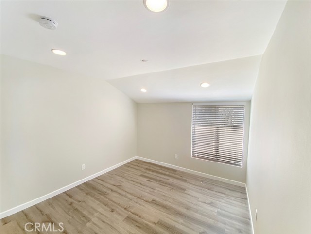 Detail Gallery Image 9 of 26 For 23270 Orange Ave #2,  Lake Forest,  CA 92630 - 3 Beds | 2 Baths