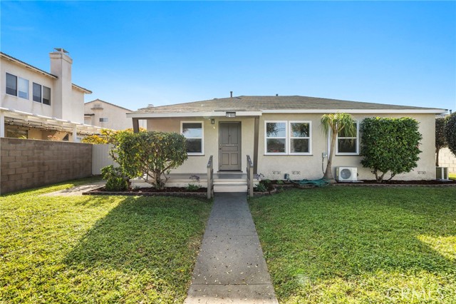 Detail Gallery Image 7 of 45 For 2100 W Valencia Dr, Fullerton,  CA 92833 - 3 Beds | 1 Baths