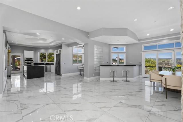 Detail Gallery Image 12 of 70 For 22 Cresta Del Sol, San Clemente,  CA 92673 - 5 Beds | 5/1 Baths