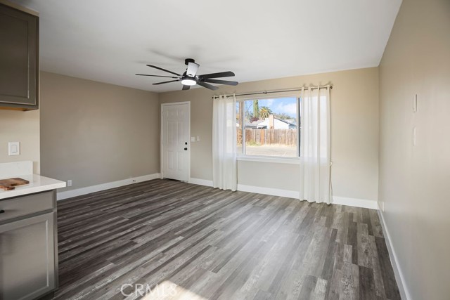 Detail Gallery Image 3 of 12 For 913 W Santa Fe Ave, Merced,  CA 95340 - 2 Beds | 1 Baths