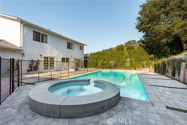 Detail Gallery Image 50 of 53 For 3156 Dona Emilia Dr, Studio City,  CA 91604 - 5 Beds | 3 Baths