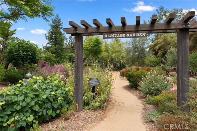 23582 Villena, Mission Viejo CA: https://media.crmls.org/medias/736a0c76-fca6-42cd-ba6b-c28ac3e88622.jpg