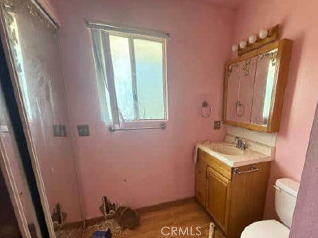 https://media.crmls.org/medias/736a0f49-f930-40b7-845a-41bbce87c4a7.jpg?preset=X-Large