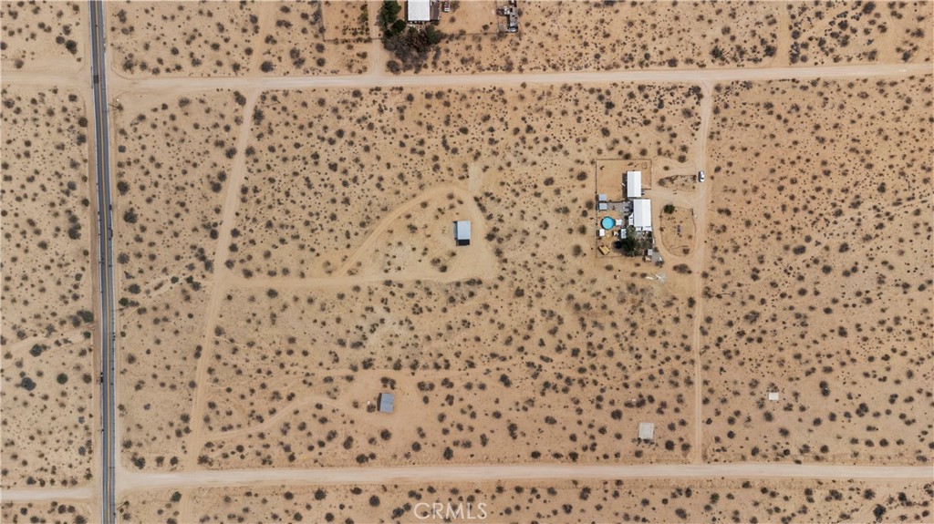 https://media.crmls.org/medias/736aab31-c5fd-4cc9-b821-907dff6a86d8.jpg?preset=X-Large