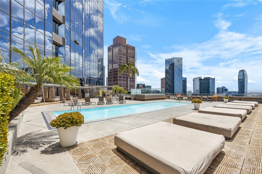1100 Wilshire Boulevard #3005