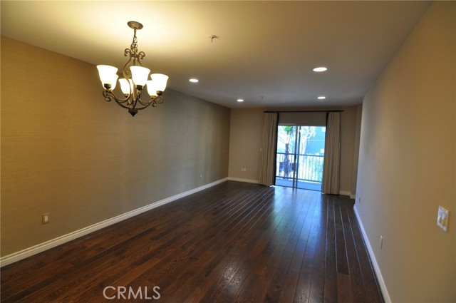 Detail Gallery Image 3 of 27 For 7100 Alvern St #312,  Los Angeles,  CA 90045 - 2 Beds | 2 Baths