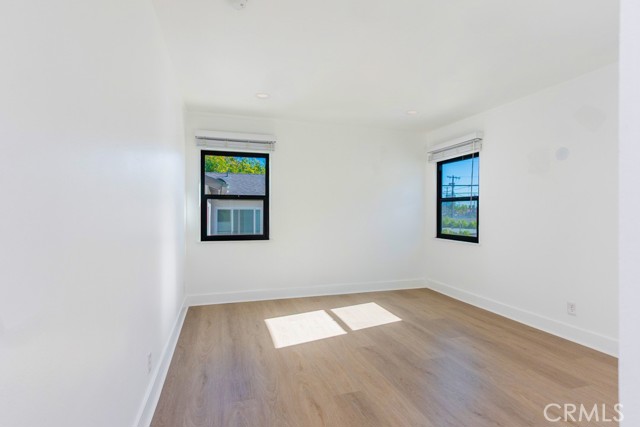 Detail Gallery Image 23 of 43 For 128 S Harper, Los Angeles,  CA 90048 - 3 Beds | 2 Baths