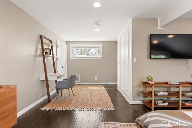 Detail Gallery Image 25 of 31 For 8844 Villanova Ave, Los Angeles,  CA 90045 - 5 Beds | 4 Baths