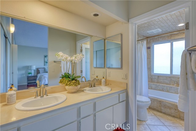 Detail Gallery Image 18 of 30 For 1044 Vista De Los Collados, San Luis Obispo,  CA 93405 - 4 Beds | 2 Baths