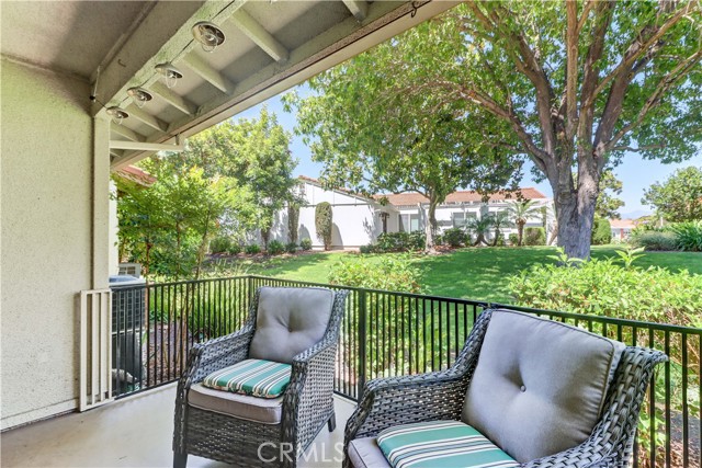 3205 Via Buena, Laguna Woods CA: https://media.crmls.org/medias/736c0cdf-f3ad-474d-8e6b-5f15de9a046e.jpg