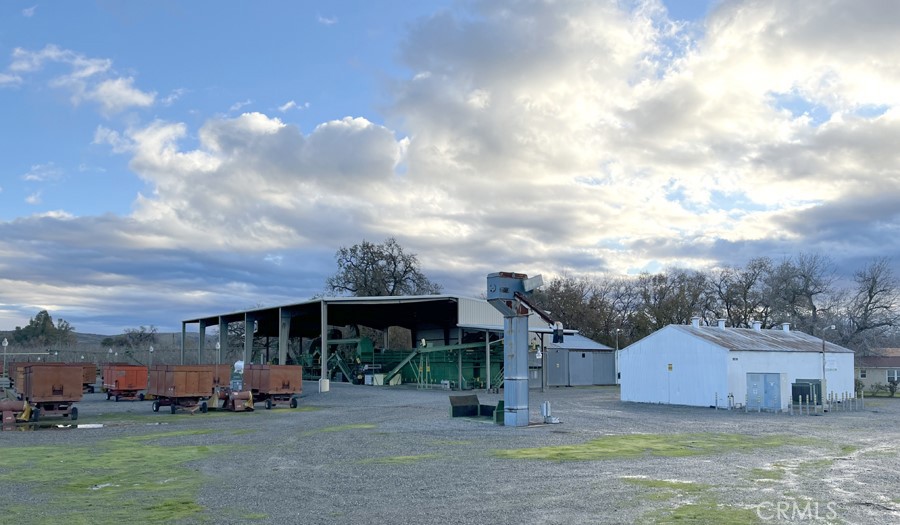 12300 Highway 99E, Red Bluff, CA 96080