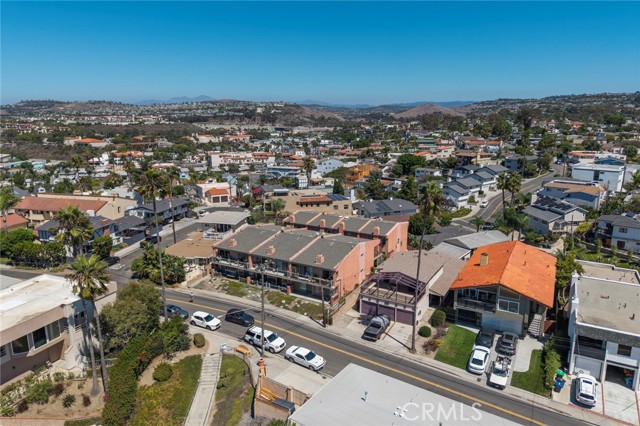 1412 Buena Vista, San Clemente CA: https://media.crmls.org/medias/736d9b2b-f325-449f-b4b1-f084327553ee.jpg