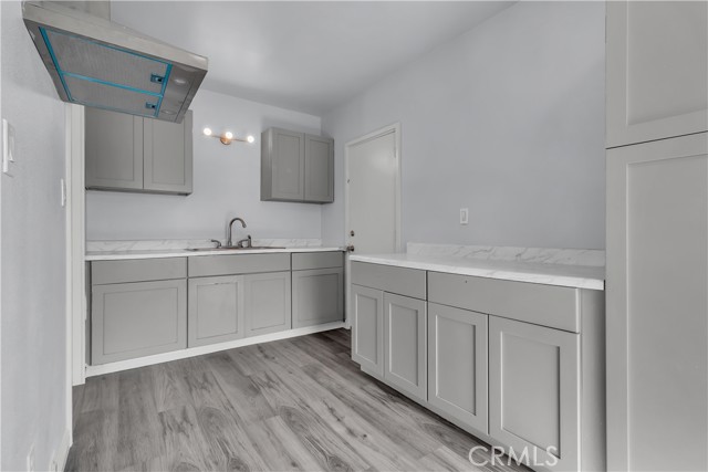 Detail Gallery Image 3 of 15 For 8750 Greenfield Park Dr, Bakersfield,  CA 93307 - 2 Beds | 1 Baths