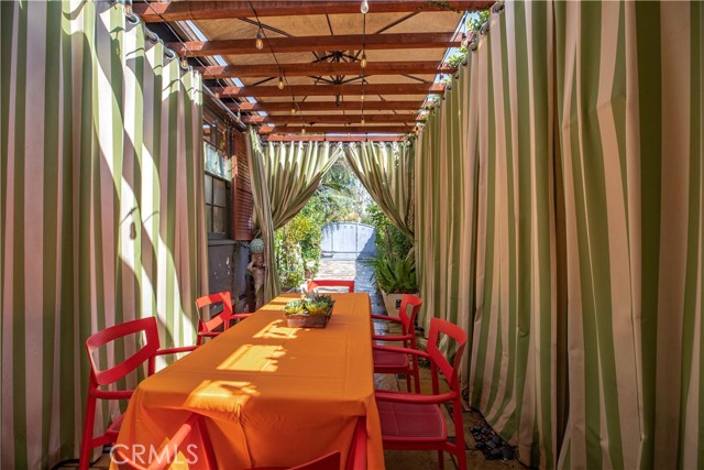 Detail Gallery Image 13 of 50 For 195 Parkwood Ave, Pasadena,  CA 91107 - 3 Beds | 2 Baths