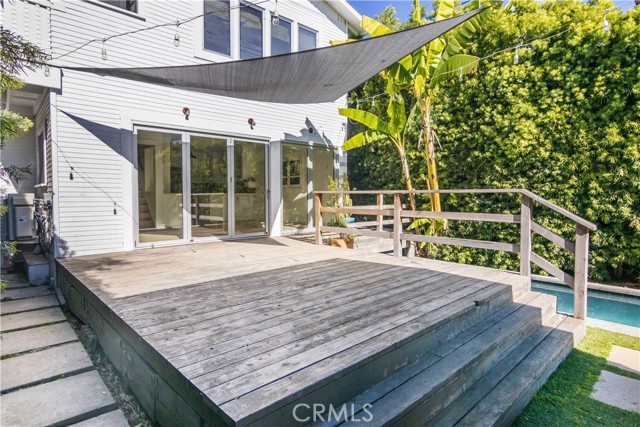 Detail Gallery Image 10 of 38 For 243 Windward, Venice,  CA 90291 - 2 Beds | 2 Baths