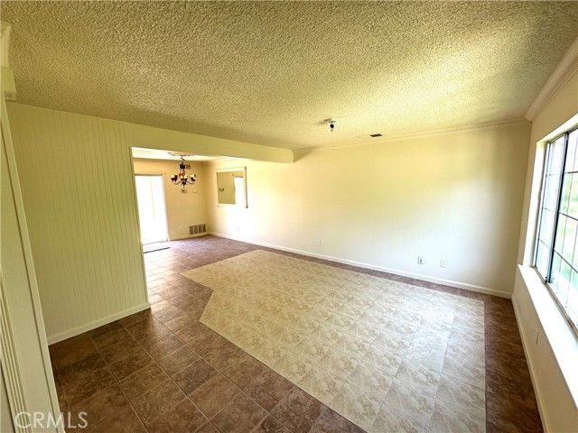 Detail Gallery Image 8 of 18 For 1796 Merced Ave, Merced,  CA 95341 - 2 Beds | 1/1 Baths