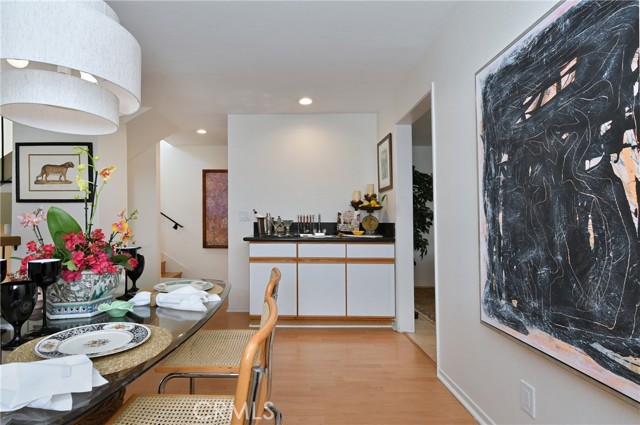 Detail Gallery Image 25 of 64 For 6265 Canoga #53,  Woodland Hills,  CA 91367 - 2 Beds | 2/1 Baths